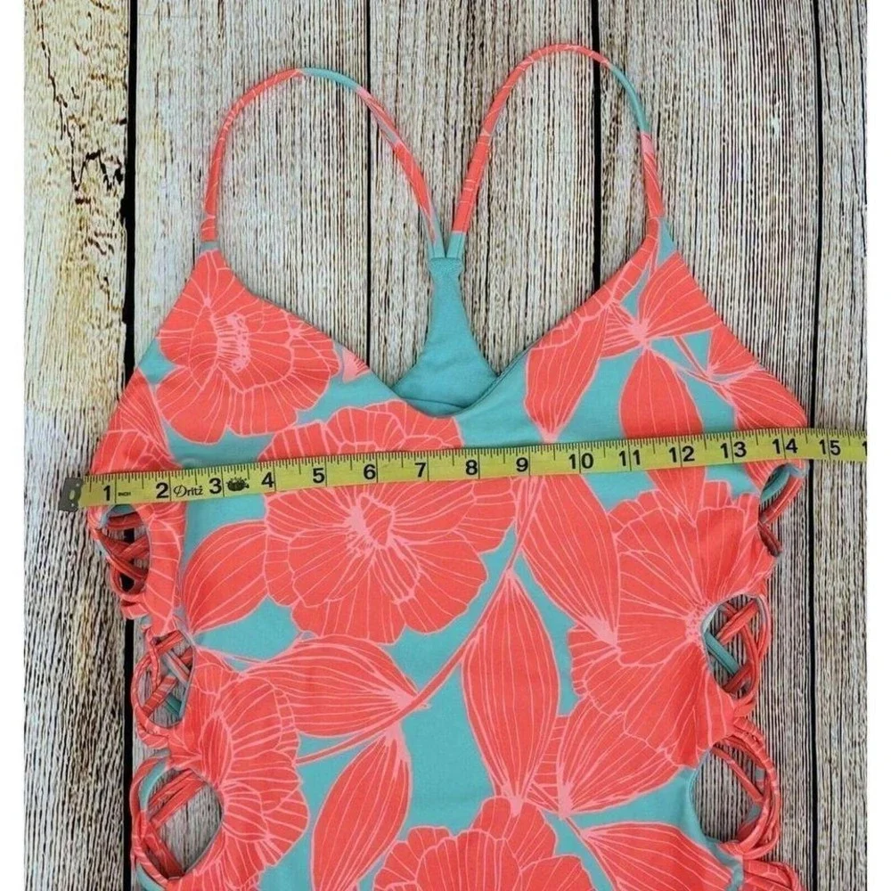 Body Glove Smoothies Crissy Swimsuit Size Large One Piece‎ Tikahau Cut Out Sides